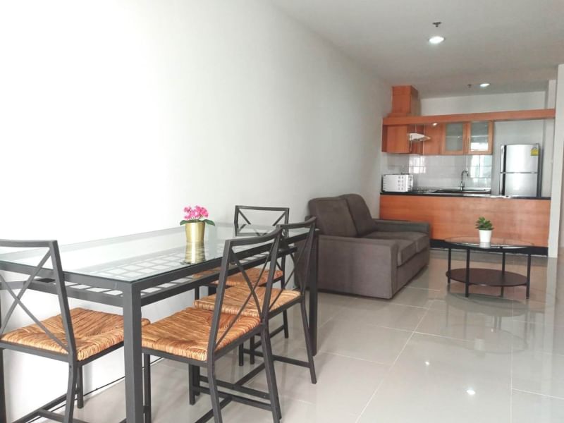 ให้เช่าคอนโด เดอะ แคปิตอล สุขุมวิท 30/1 พื้นที่ 66 ตร.ม. 1 ห้องนอน เช่า 27,000 บ/ด