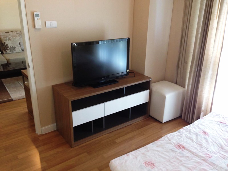 ให้เช่าคอนโด ลุมพินี เพลส รัชโยธิน พื้นที่ 56 ตร.ม. 2 ห้องนอน ให้เช่า 20,000 บ/ด