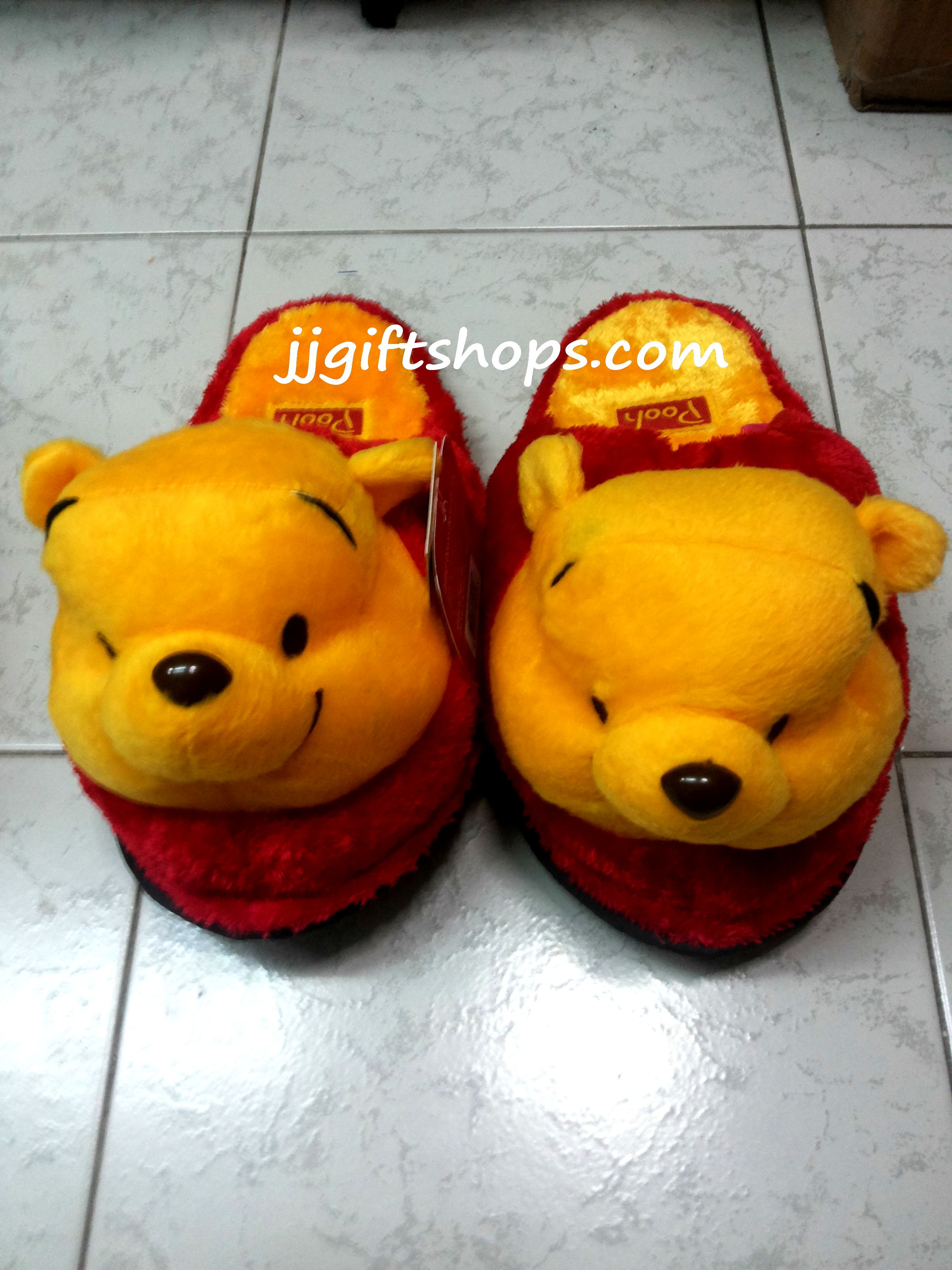 รองเท้าเดินในบ้าน ลายหมีพูร์ Pooh