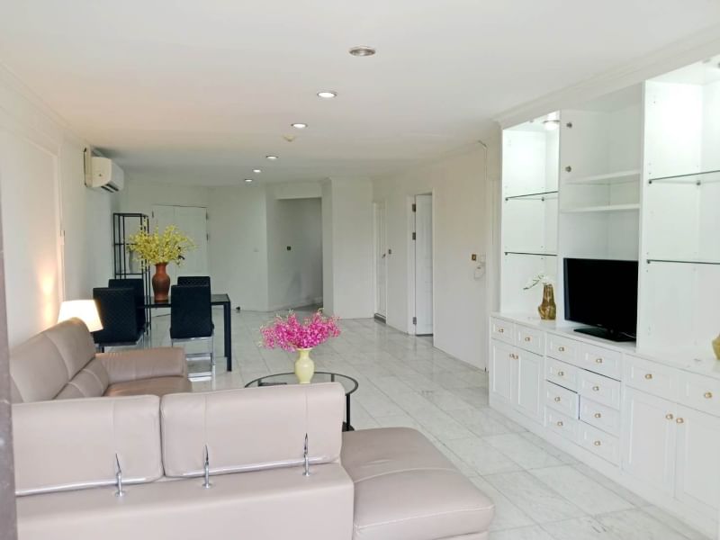 ให้เช่า เดอะ วอเตอร์ฟอร์ด พาร์ค สุขุมวิท 53 พื้นที่ 126 ตรม. 2 ห้องนอน เช่า 39,000 บ/ด