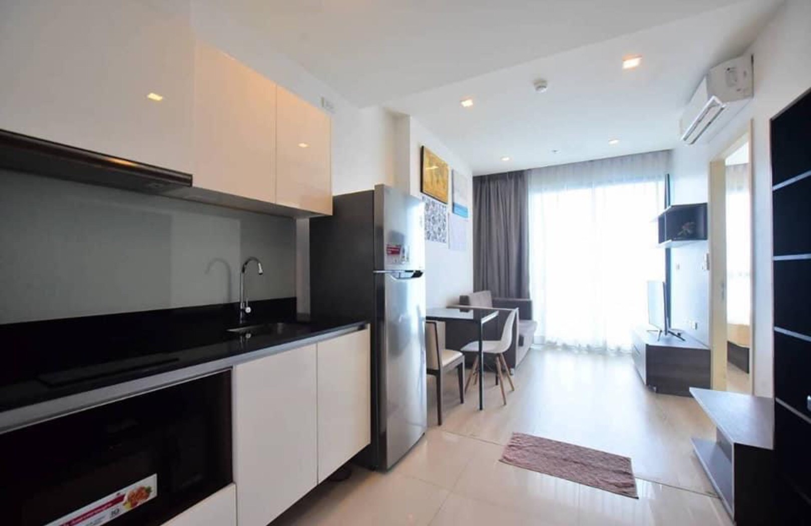 ให้เช่าคอนโด ควินน์ รัชดา 17 พื้นที่ 35 ตรม. 1 ห้องนอน ราคาเช่า 19,000 บาท/เดือน