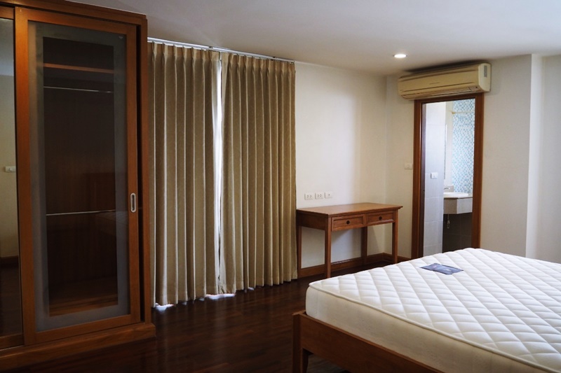 ให้เช่าคอนโด นาการะ แมนชั่น พื้นที่ 200 ตร.ม. 3 ห้องนอน เช่า 60,000 บ/ด