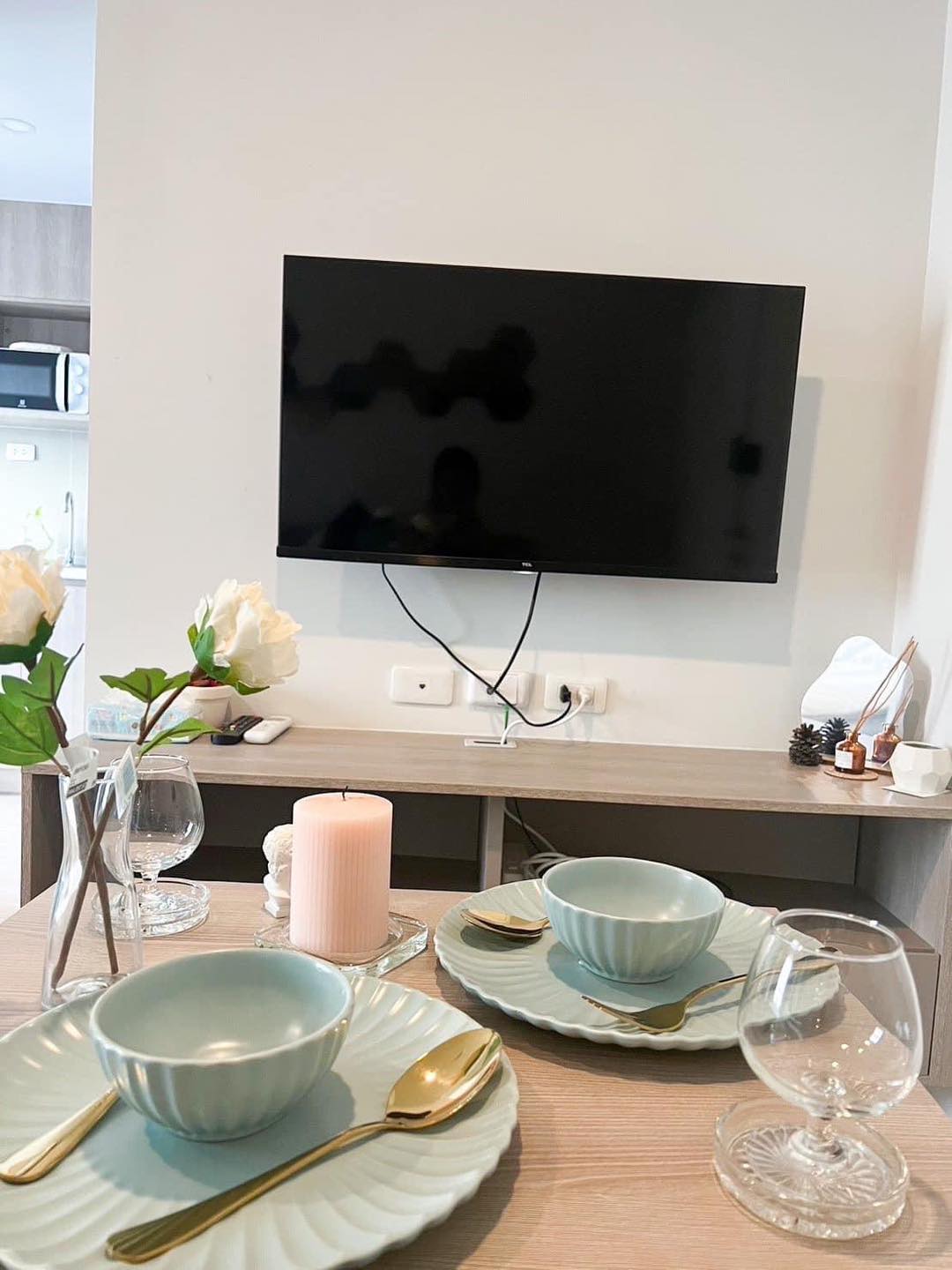 ให้เช่า เอลลิโอ เดล มอสส์ พหลโยธิน 34 พื้นที่ 25 ตร.ม. สตูดิโอ ราคา 12,500 บาท/เดือน