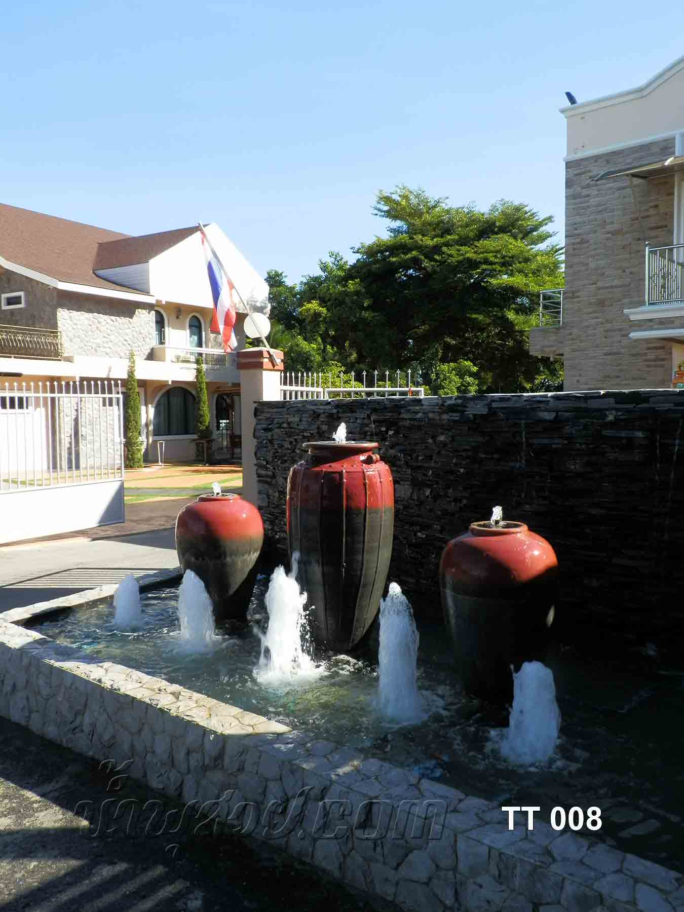 บ่อน้ำพุทรงต้นสน 5 หัว ,อ่างน้ำล้น 3 ใบ และน้ำตกรินกำแพง ที่ บ.ทีทีขนส่ง นครปฐม