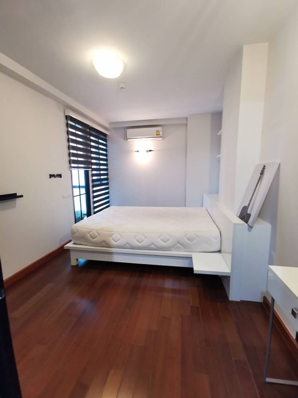 ให้เช่าคอนโด เลอ โคเต้ ทองหล่อ 8 พื้นที่ 42.5 ตร.ม. 1 ห้องนอน เช่า 20,000 บ/ด