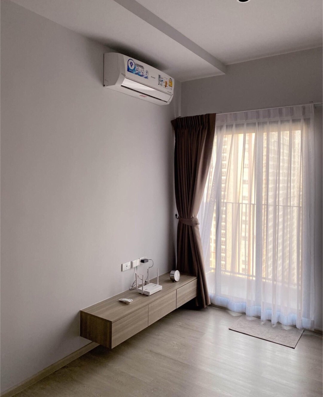 ให้เช่า อัลติจูด ยูนิคอร์น สาทร - ท่าพระ 35 ตรม. 1 ห้องนอน เช่า 16,500 บาท/เดือน