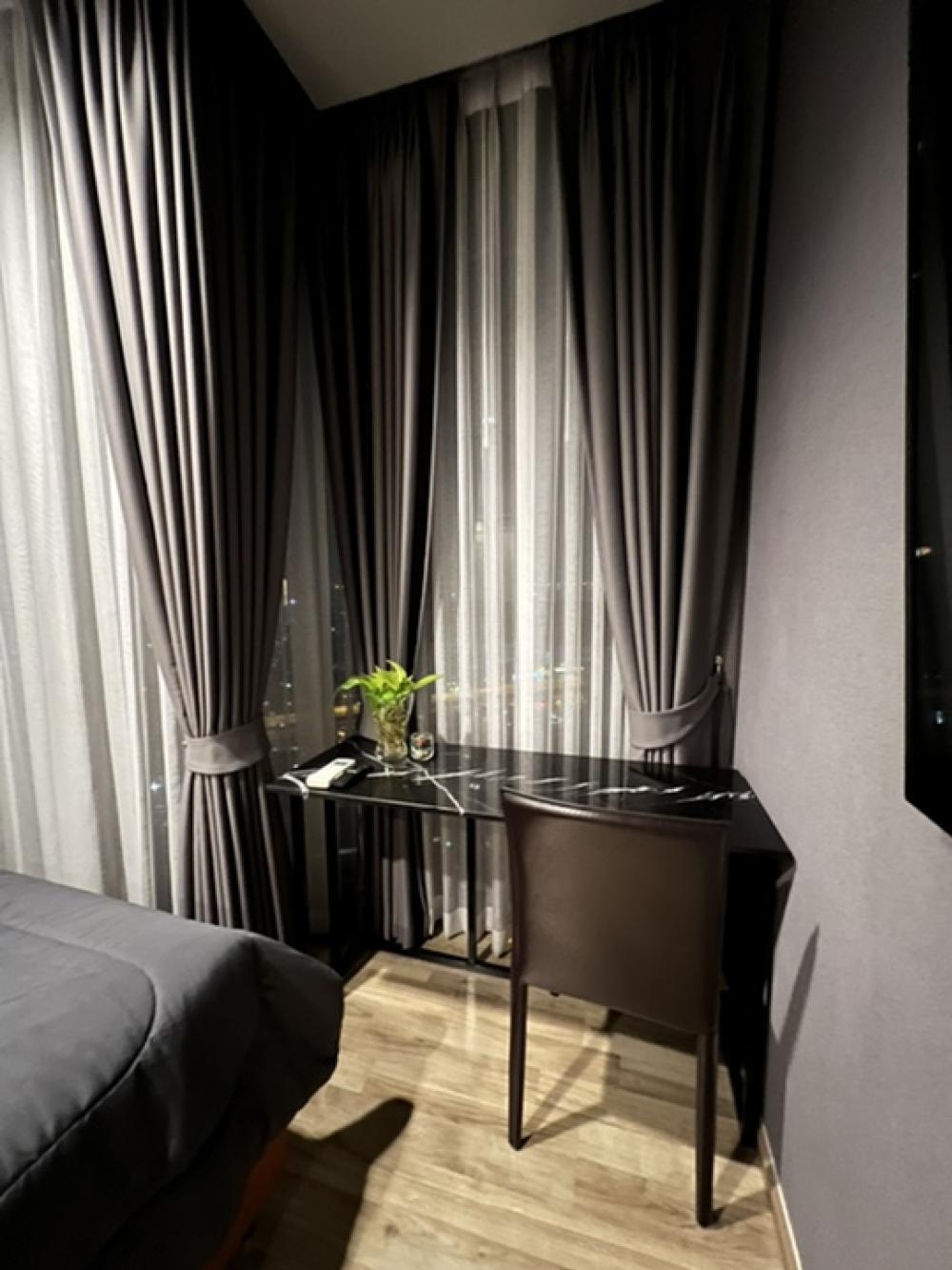 ให้เช่าคอนโด เดอะ ไลน์ จตุจักร - หมอชิต 35 ตรม. 1 ห้องนอน วิวเมือง เช่า 26,000 บาท