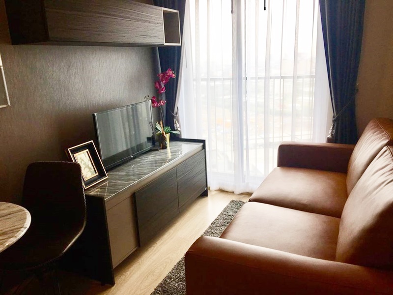 ขายคอนโด โนเบิล รีวอลฟ์ รัชดา 1 พื้นที่ 26 ตร.ม. 1 ห้องนอน ขาย 4.1 ล้านบาท