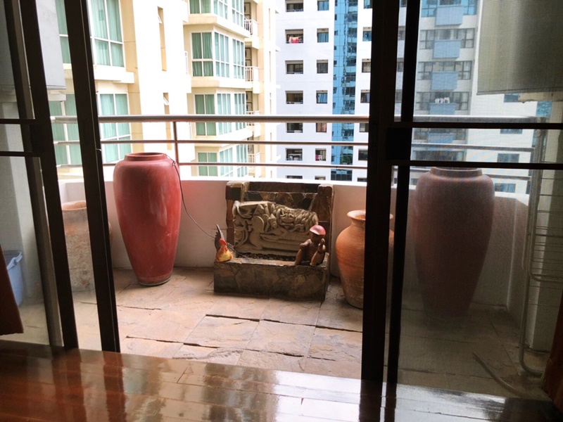 ให้เช่าคอนโด ท็อป วิว ทาวเวอร์ พื้นที่ 76 ตร.ม. 2 ห้องนอน เช่า 35,000 บ/ด