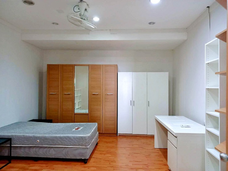 ให้เช่าคอนโด เดอะ วอเตอร์ฟอร์ด ไดมอนด์ สุขุมวิท 30/1 146.49 ตรม. 4 ห้องนอน 55,000 บ/ด