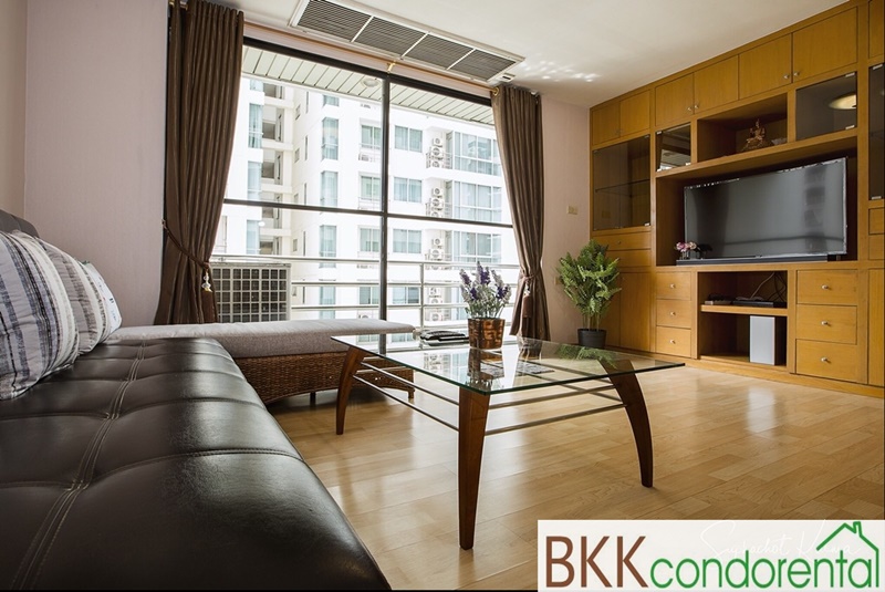 ให้เช่าคอนโด รีเจ้นท์ รอยัล เพลส 2 พื้นที่ 69 ตรม. 1 ห้องนอน เช่า 35,000 บาท/เดือน