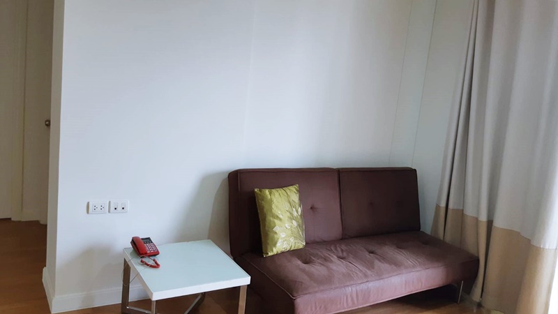 ขาย/ให้เช่าคอนโด ลุมพินี เพลส พระราม 9 70 ตร.ม. 2 ห้องนอน เช่า 23,000 บ/ด ขาย 6 ล้าน