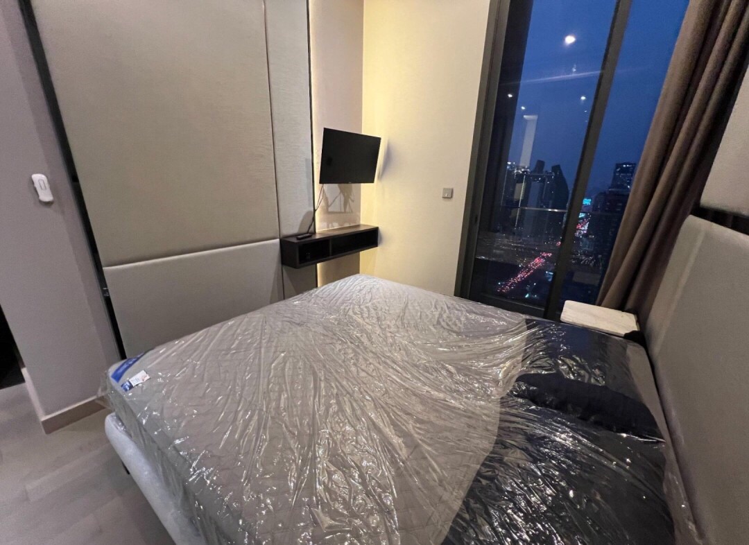 ให้เช่า ดิ เอส แอท สิงห์ คอมเพล็กซ์ 73 ตรม. 2 ห้องนอน เช่า 75,000 บาท/เดือน