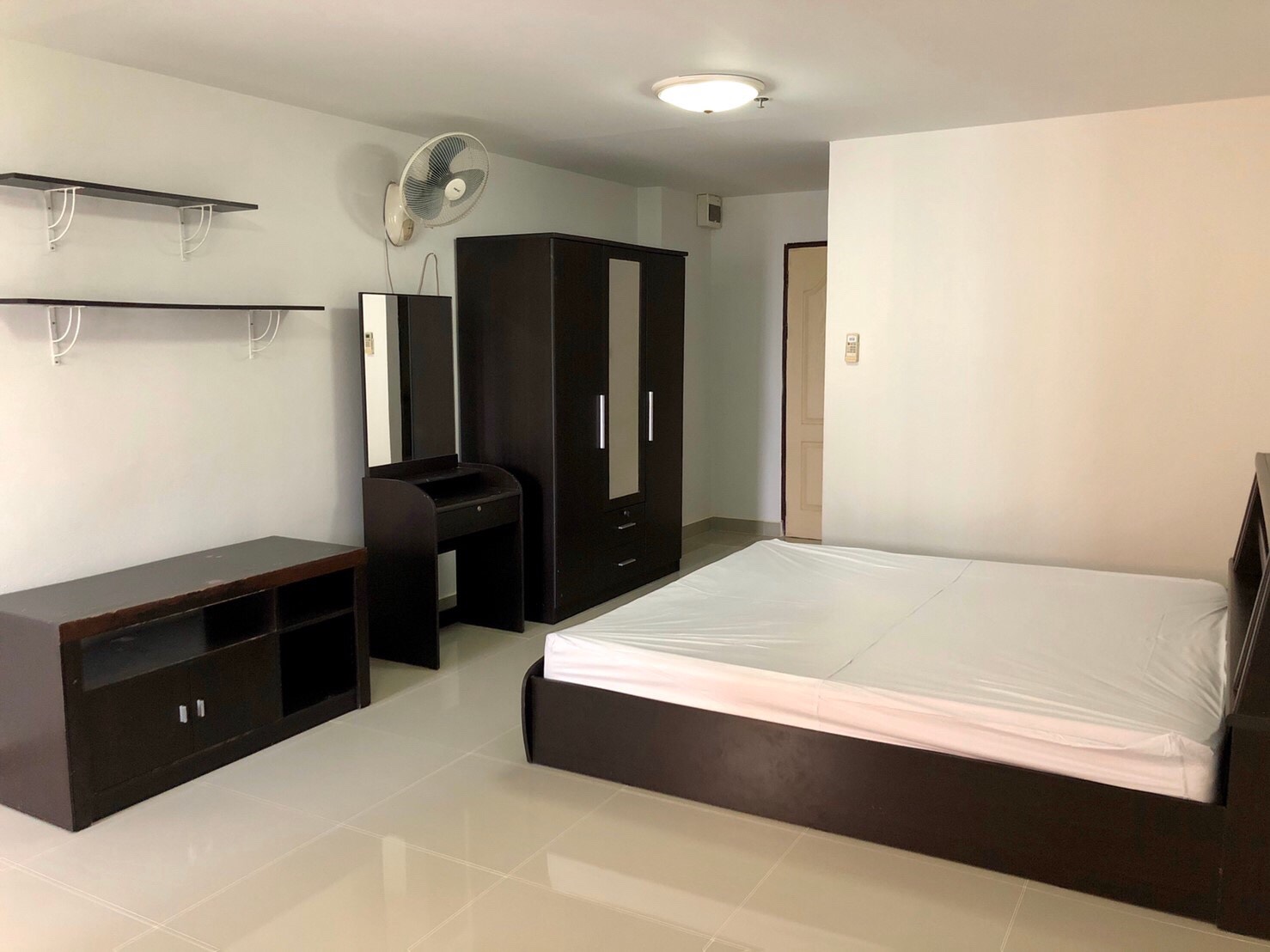 ขายคอนโด รีเจ้นท์ โฮม 1 พหลโยธิน 67 พื้นที่ 30 ตร.ม. สตูดิโอ ขาย 850,000 บาท