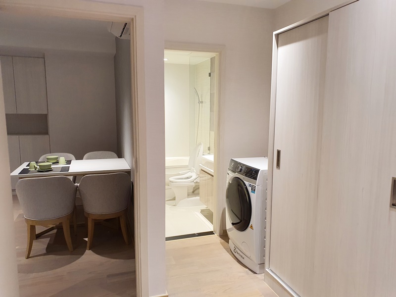 ให้เช่าคอนโด รูเนะสุ ทองหล่อ 5 พื้นที่ 35 ตร.ม. 1 ห้องนอน เช่า 45,000 บ/ด