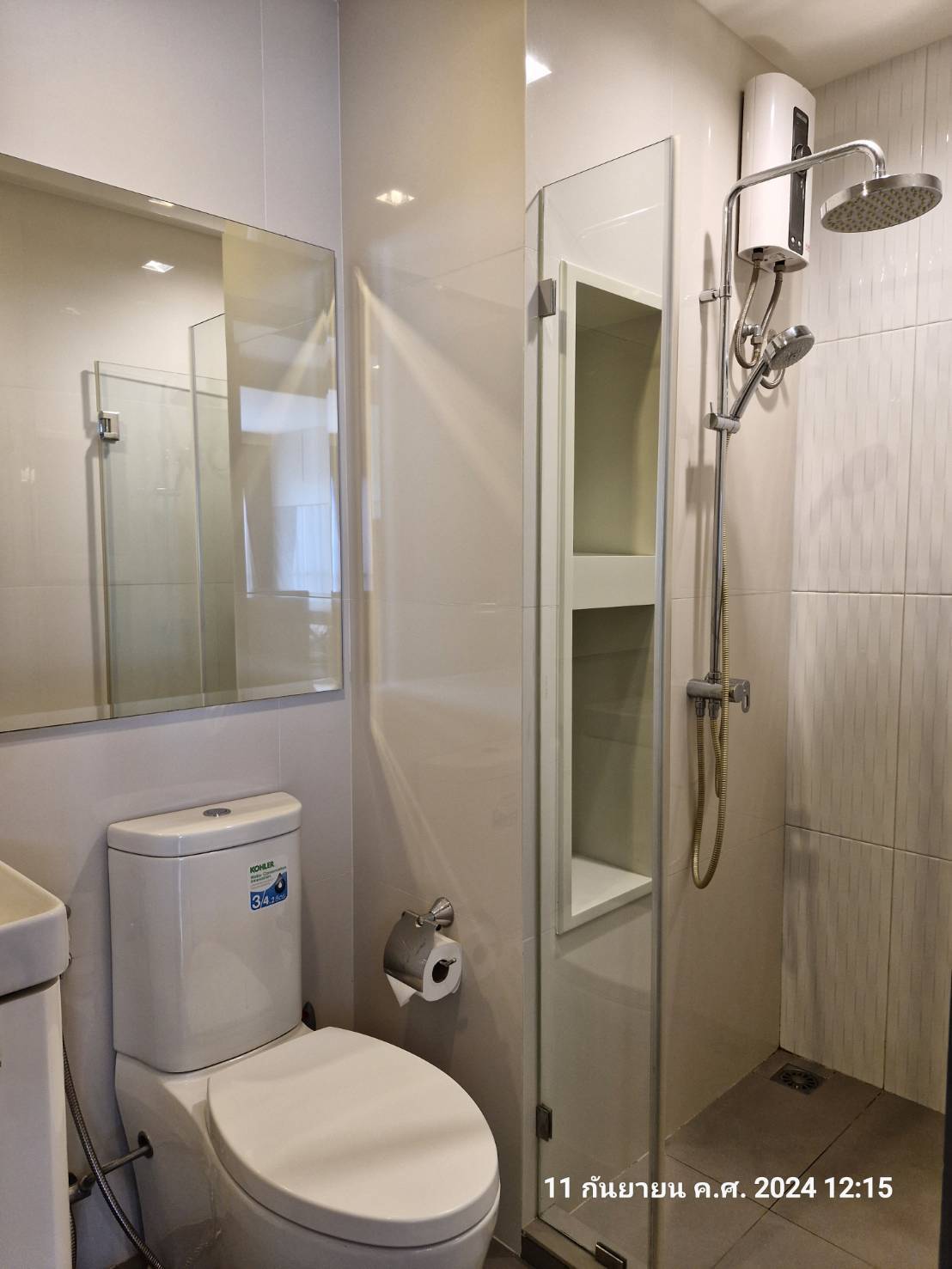 ให้เช่าคอนโด ริธึ่ม รางน้ำ พื้นที่ 35 ตร.ม. 1 ห้องนอน เช่า 24,000 บ/ด