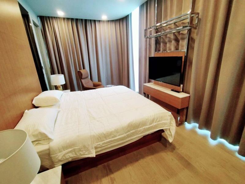 ให้เช่าคอนโด แอชตัน เรสซิเดนซ์ 41 135 ตร.ม. 3 ห้องนอน เช่า 120,000 บ/ด