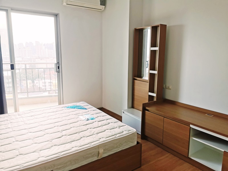 ขายคอนโด ศุภาลัย ปาร์ค เอกมัย-ทองหล่อ พื้นที่ 72 ตร.ม. 2 ห้องนอน ขาย 6.9 ล้านบาท