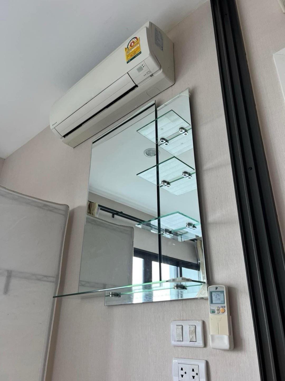 ให้เช่าคอนโด เดอะ ทรี ริโอ้ บางอ้อ สเตชั่น 31 ตร.ม. 1 ห้องนอน ราคา 13,000 บาท/เดือน