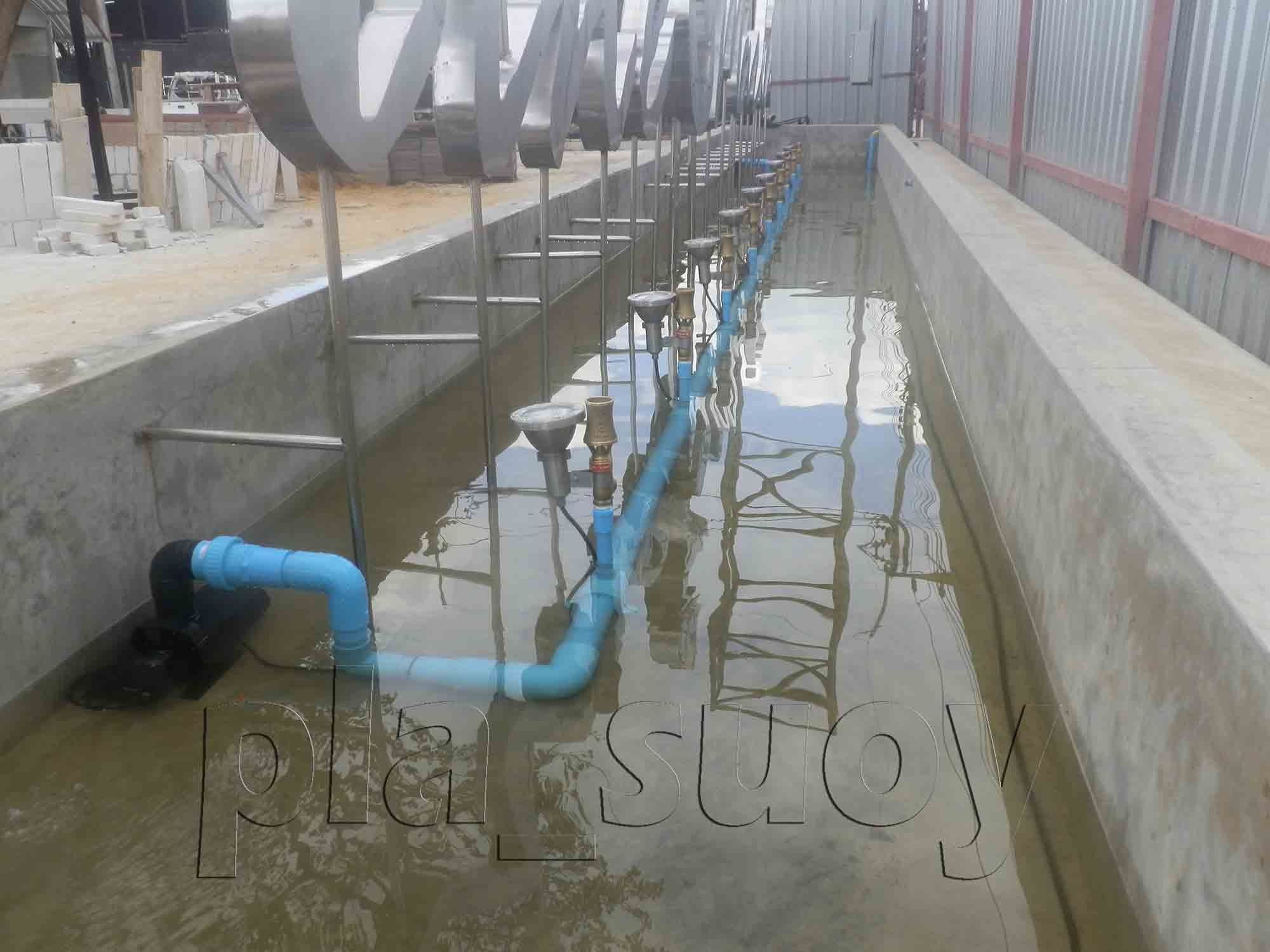 น้ำพุ ฮวงจุ้ย หน้าโครงการ Nine Market ที่ลพบุรี