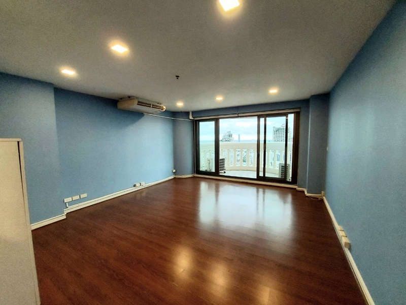 ให้เช่าคอนโด สเตท ทาวเวอร์ พื้นที่ 136.46 ตรม. 5 ห้องนอน เช่า 40,000 บ/ด