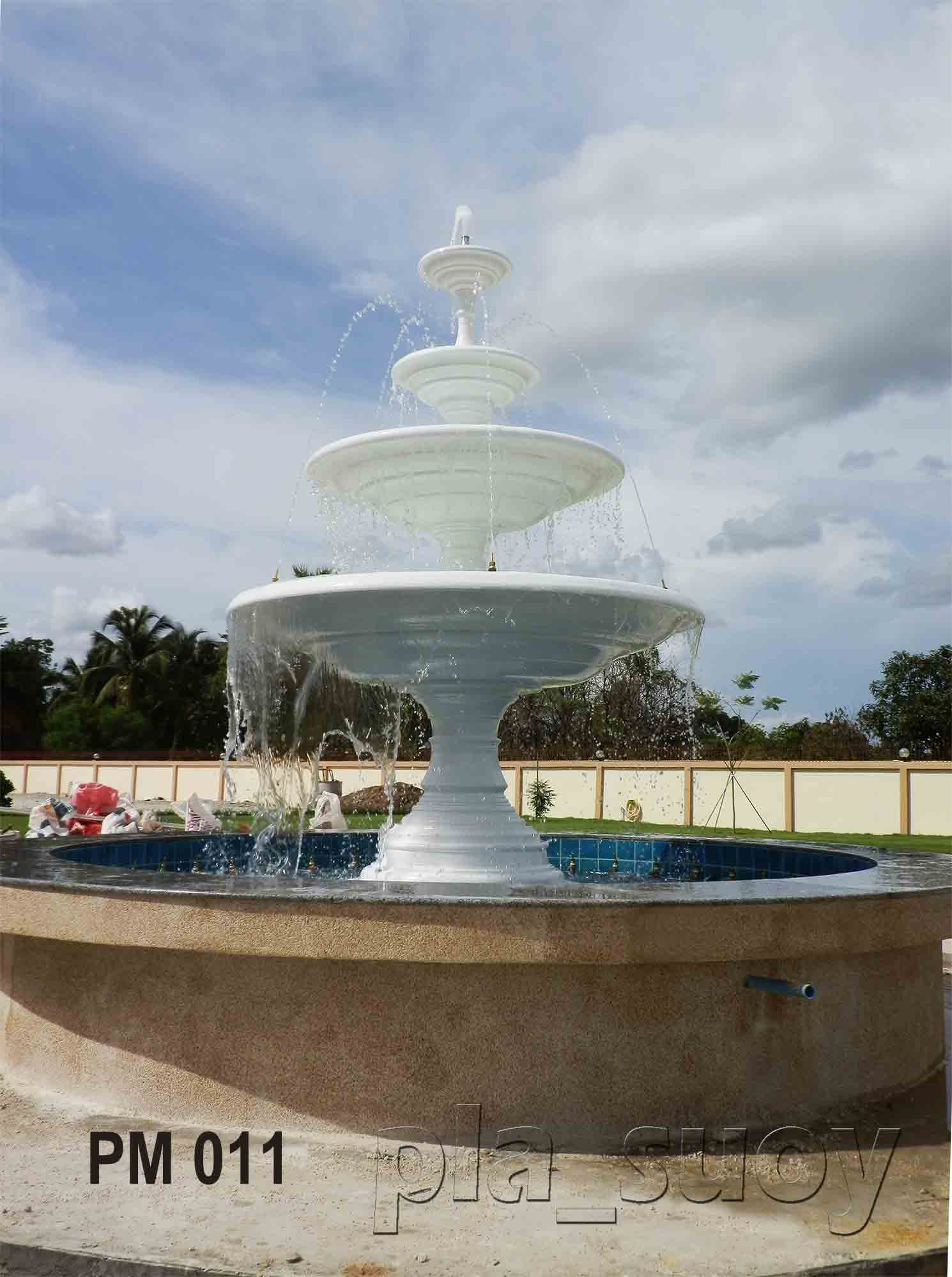 น้ำพุ ฮวงจุ้ย หน้าบ้าน คุณ สุรศักดิ์ เจ้าของ Polo Maker ที่ กาญจนบุรี