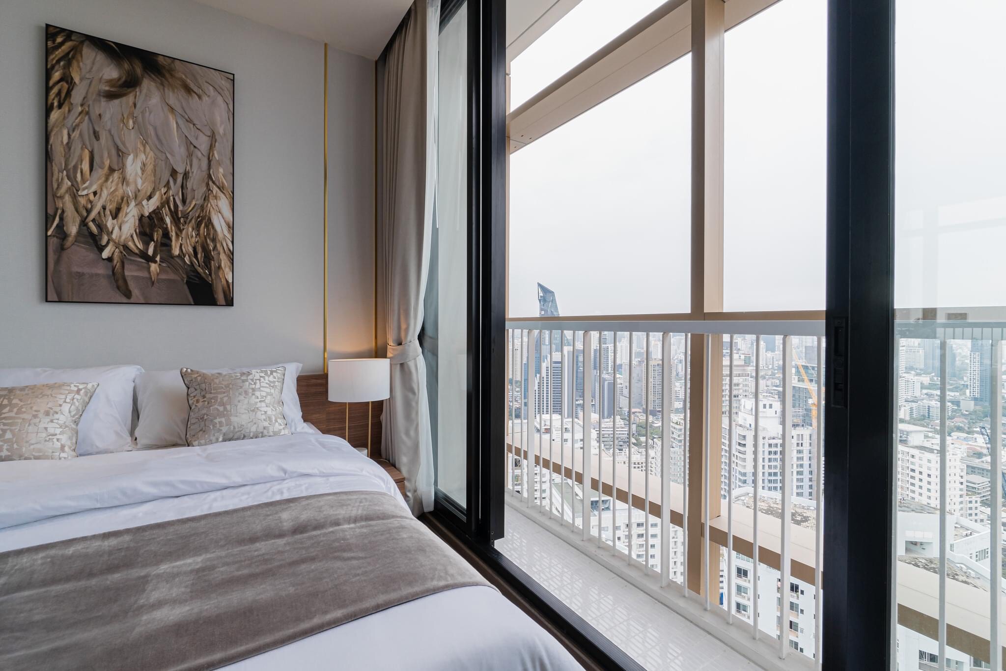 ให้เช่าคอนโด พาร์ค ออริจิ้น พร้อมพงษ์ 27 ตรม. สตูดิโอ เช่า 25,000 บาท/เดือน