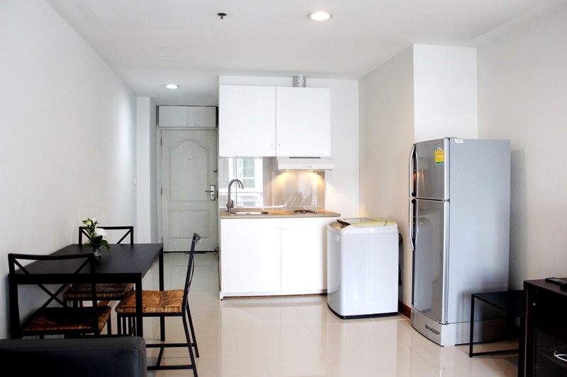 ให้เช่าคอนโด เดอะ แคปิตอล สุขุมวิท 30/1 พื้นที่ 35 ตร.ม. สตูดิโอ เช่า 15,000 บ/ด