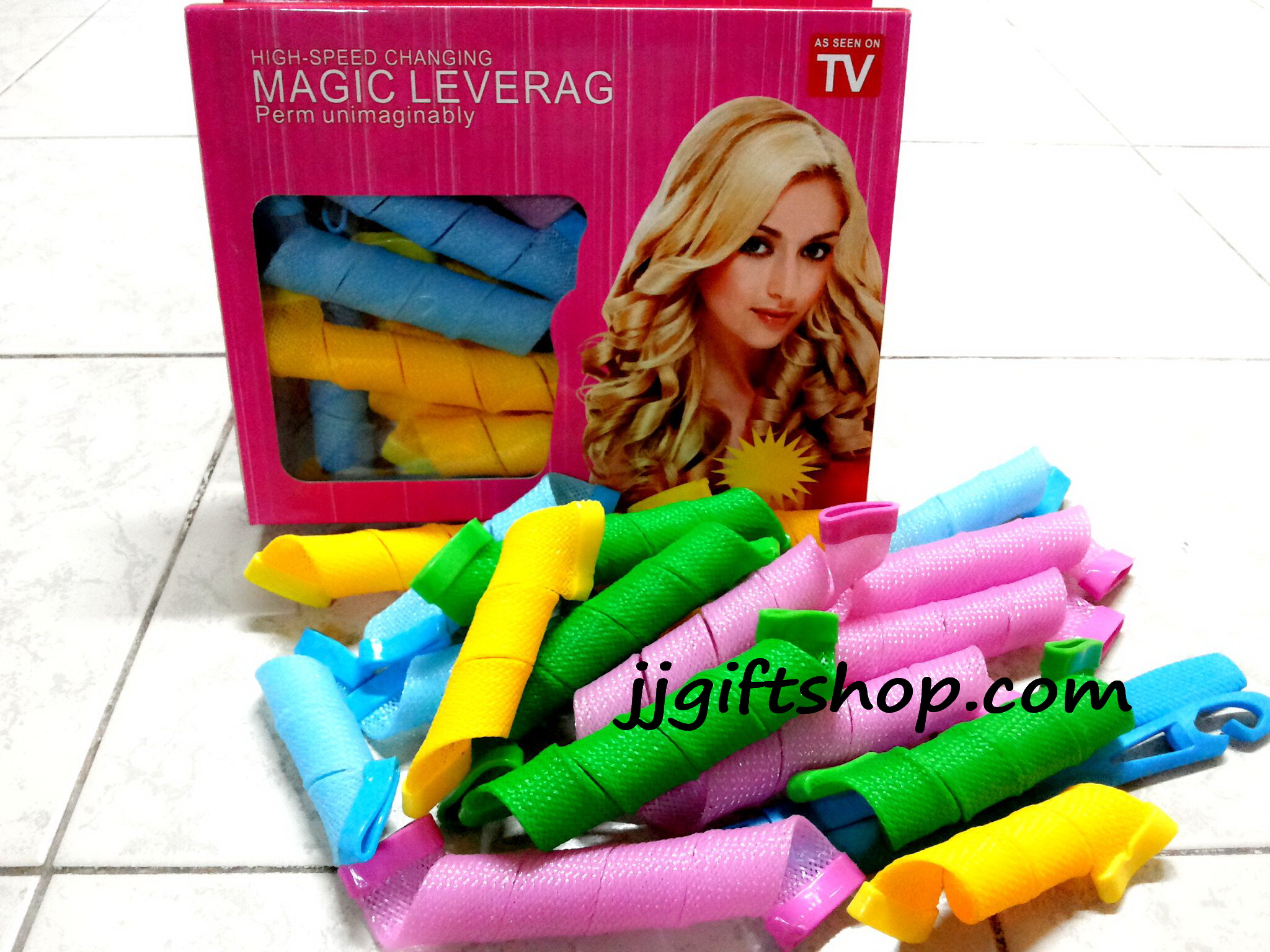 โรลม้วนผม MAGIC LEVERAG ได้ลอนเล็กเป็นธรรมชาติสวย 1กล่องมี 18 ชิ้น
