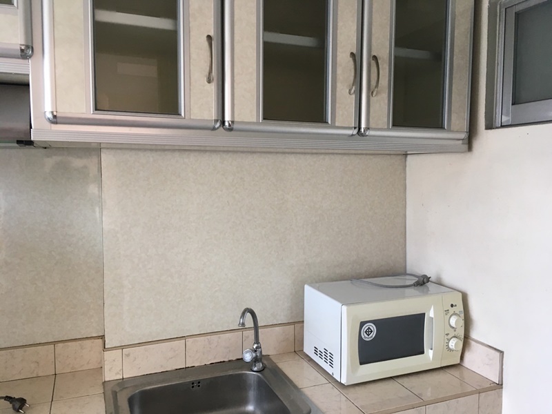 ขาย/ให้เช่าคอนโด ลุมพินี เพลส สาทร 35 ตร.ม. 1 ห้องนอน ให้เช่า 9,000 บ/ด ขาย 2.4 ล.