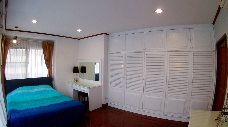 ให้เช่าคอนโด สราญใจ แมนชั่น พื้นที่ 63 ตร.ม. 1 ห้องนอน เช่า 22,000 บ/ด ลดเหลือ 20,000 บ/ด