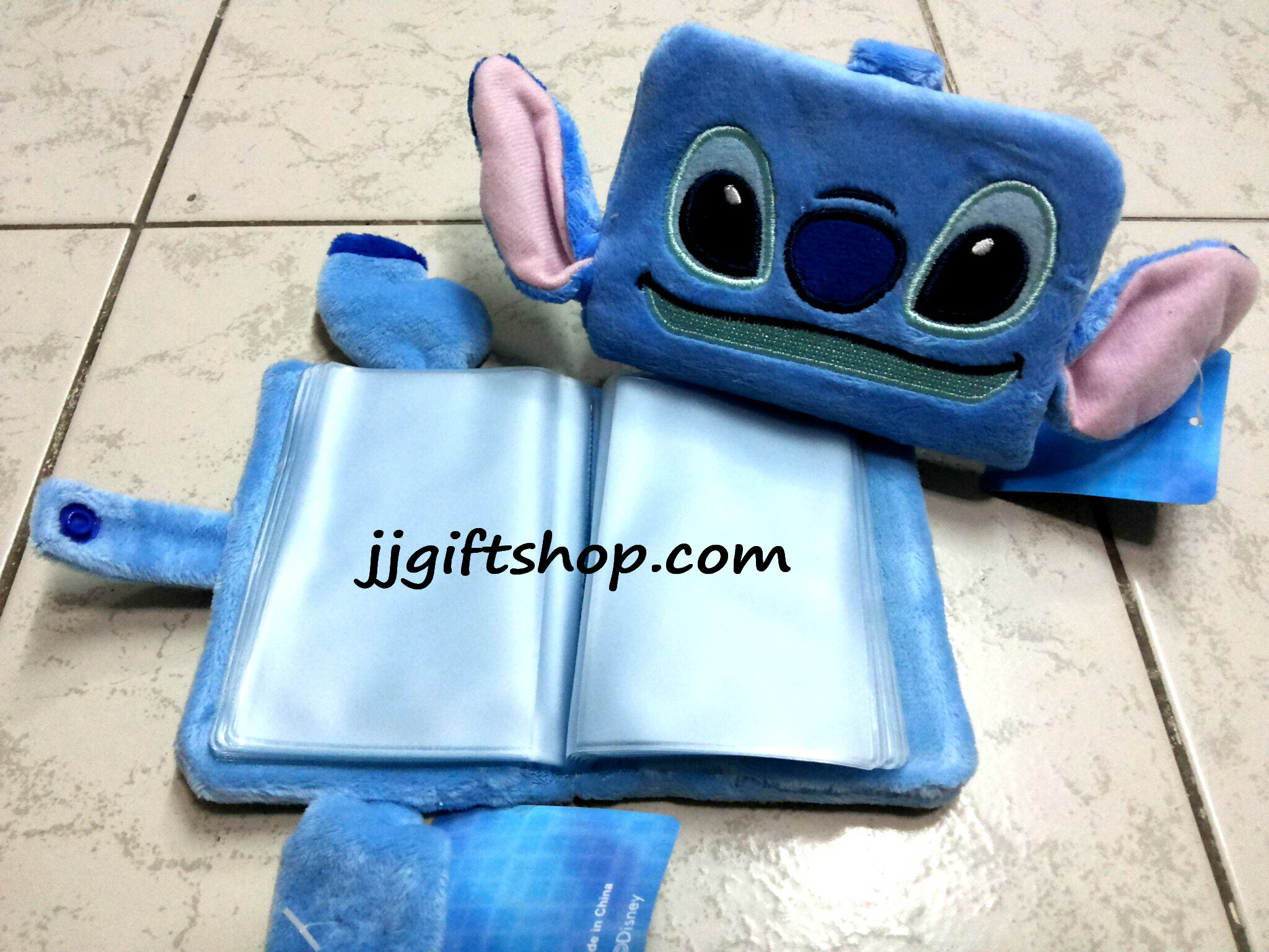 สมุดใส่บัตรลายสติช Stitch ใส่ได้ 20 ช่องค่ะ