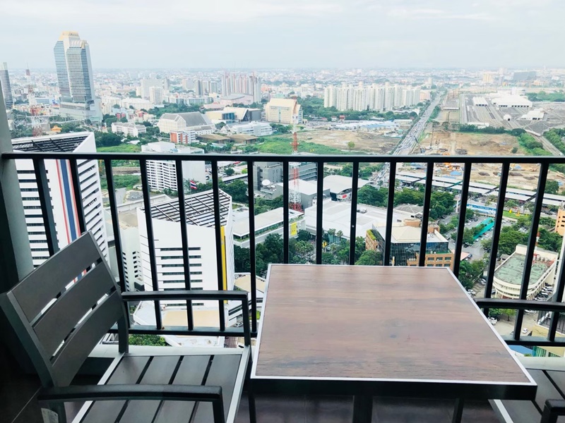 ให้เช่าคอนโด เบลล์ แกรนด์ พระราม 9 พื้นที่ 100 ตร.ม. 2 ห้องนอน เช่า 45,000 บ/ด