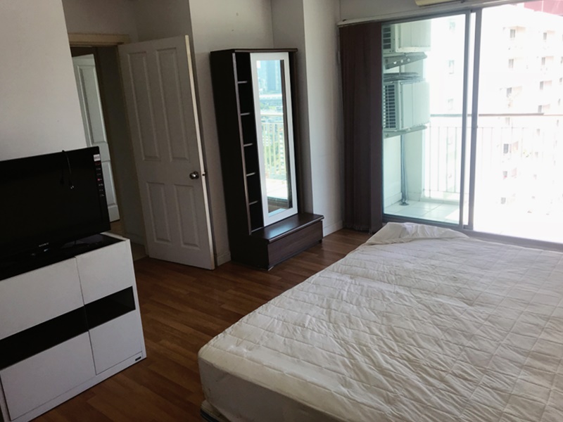 ให้เช่าคอนโด ลุมพินี เพลส พระราม 9 พื้นที่ 75 ตร.ม. 2 ห้องนอน เช่า 28,000 บ/ด