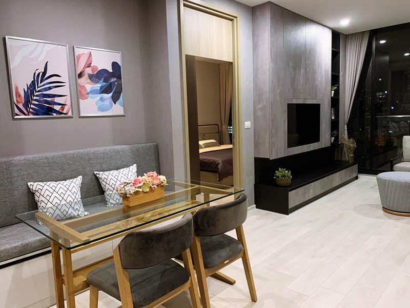 ให้เช่าคอนโด โนเบิล เพลินจิต พื้นที่ 70 ตร.ม. 2 ห้องนอน เช่า 67,000 บ/ด