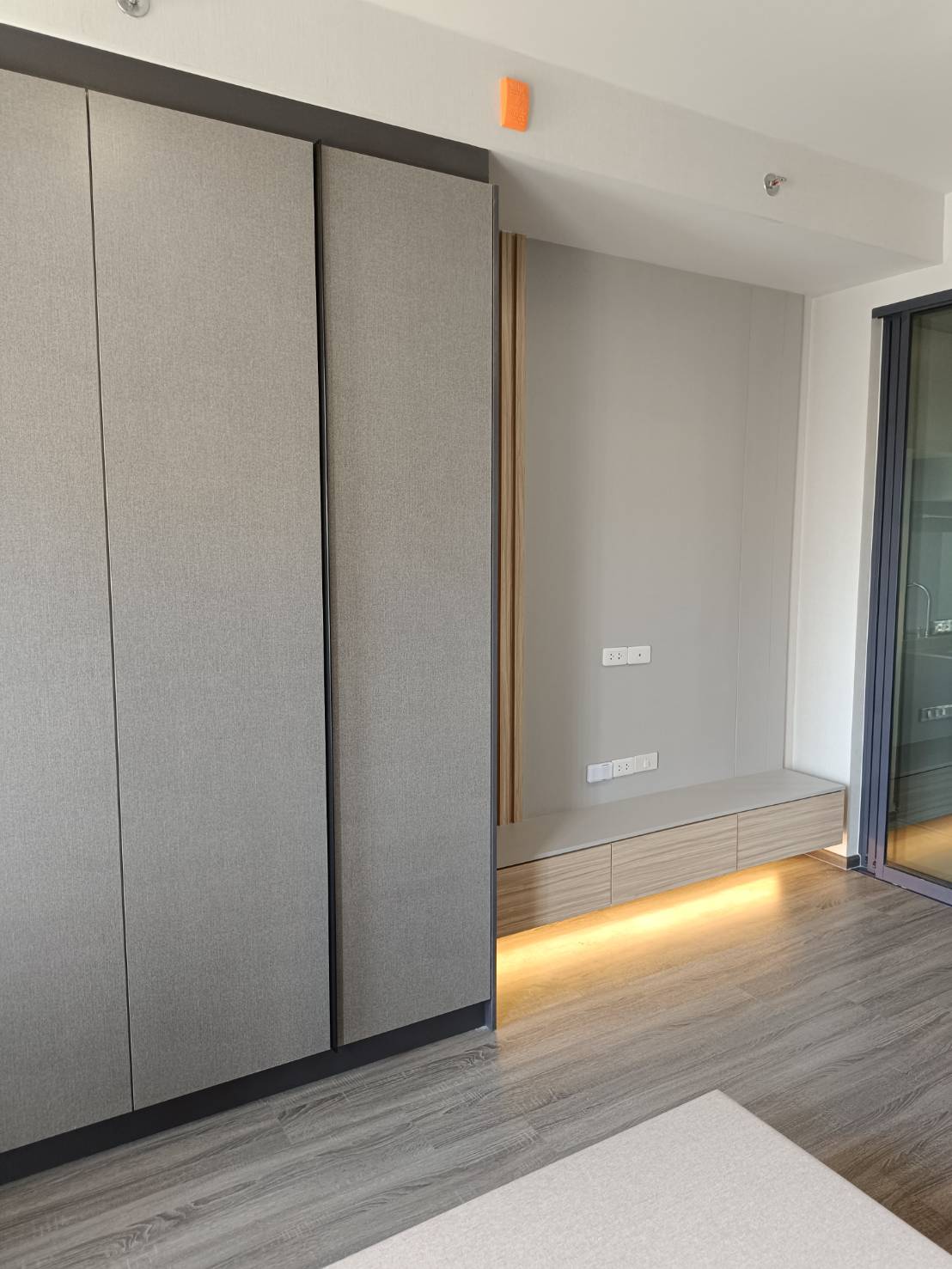 ให้เช่าคอนโด ไอดีโอ จุฬา-สามย่าน พื้นที่ 29 ตร.ม. สตูดิโอ เช่า 21,000 บ/ด