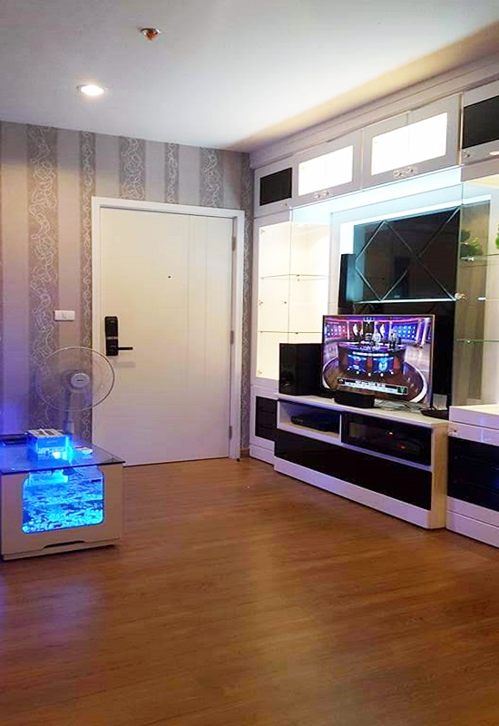 ขายคอนโด เดอะ ทรี อินเตอร์เชนจ์ พื้นที่ 31 ตร.ม. 1 ห้องนอน ขาย 2.9 ล้านบาท