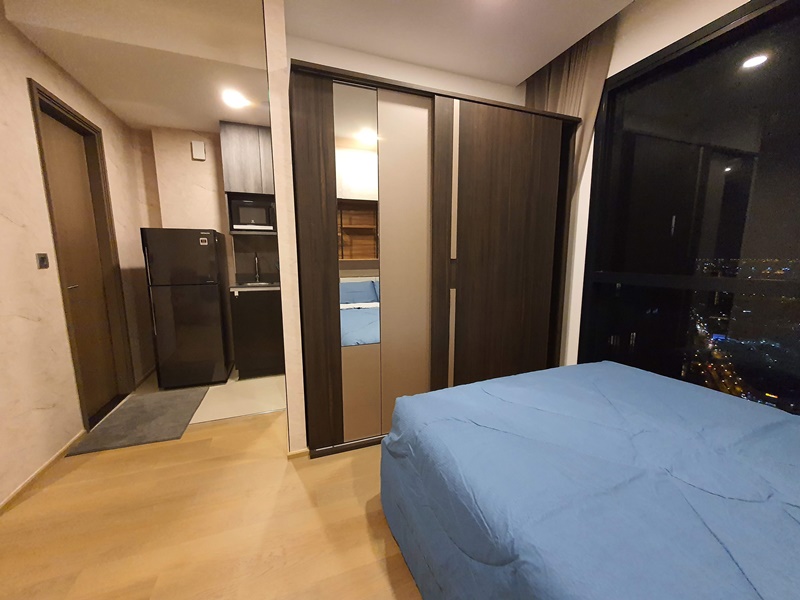 ให้เช่าคอนโด แอชตัน จุฬา-สีลม พื้นที่ 24 ตร.ม. ห้องสตูดิโอ ให้เช่า 20,000 บ/ด