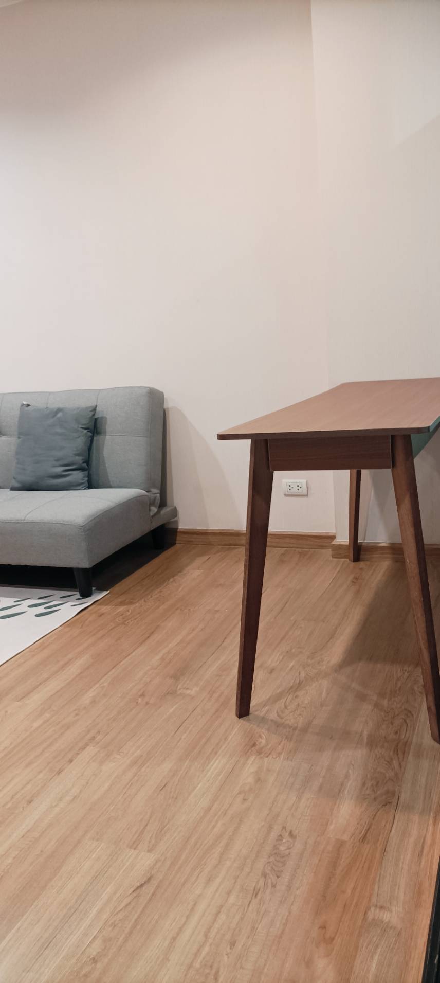 ขาย/ให้เช่า เดอะ ทรี อินเตอร์เชนจ์ พื้นที่ 36 ตร.ม. 1 ห้องนอน เช่า 10,500 บ/ด ขาย 2.9 ล้านบาท