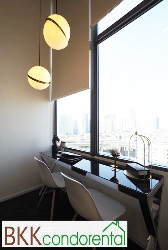 ให้เช่าคอนโด ไซมิส สุขุมวิท พื้นที่ 43 ตร.ม. 1 ห้องนอน เช่า 22,000 บาท/เดือน