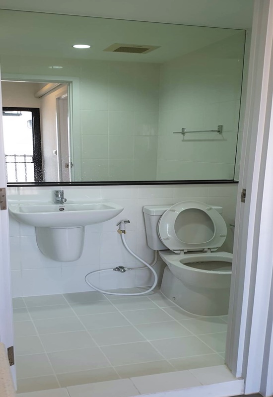 ขาย/ให้เช่าคอนโด เดอะ ทรี อินเตอร์เชนจ์ 23 ตร.ม. ห้องคูเปอร์ เช่า 7,500 บ/ด ขาย 2.25 ล.