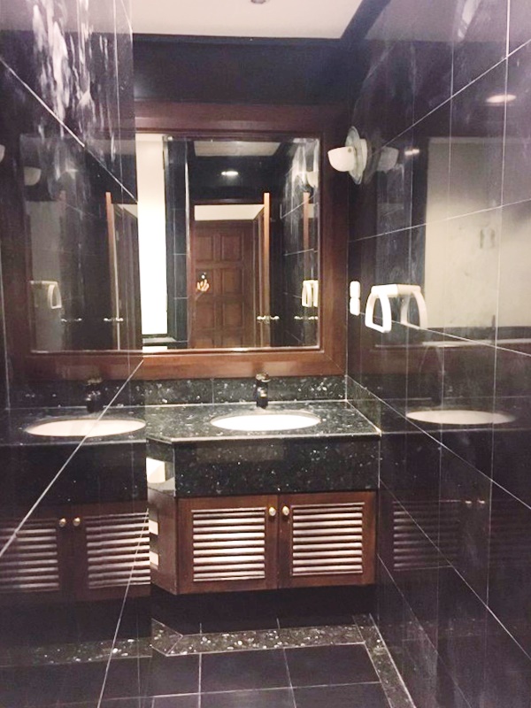 ขาย/ให้เช่า คอนโด ริชมอนด์ พาเลส 150 ตร.ม. 3 ห้องนอน เช่า 60,000 บ/ด ขาย 16.5 ล.