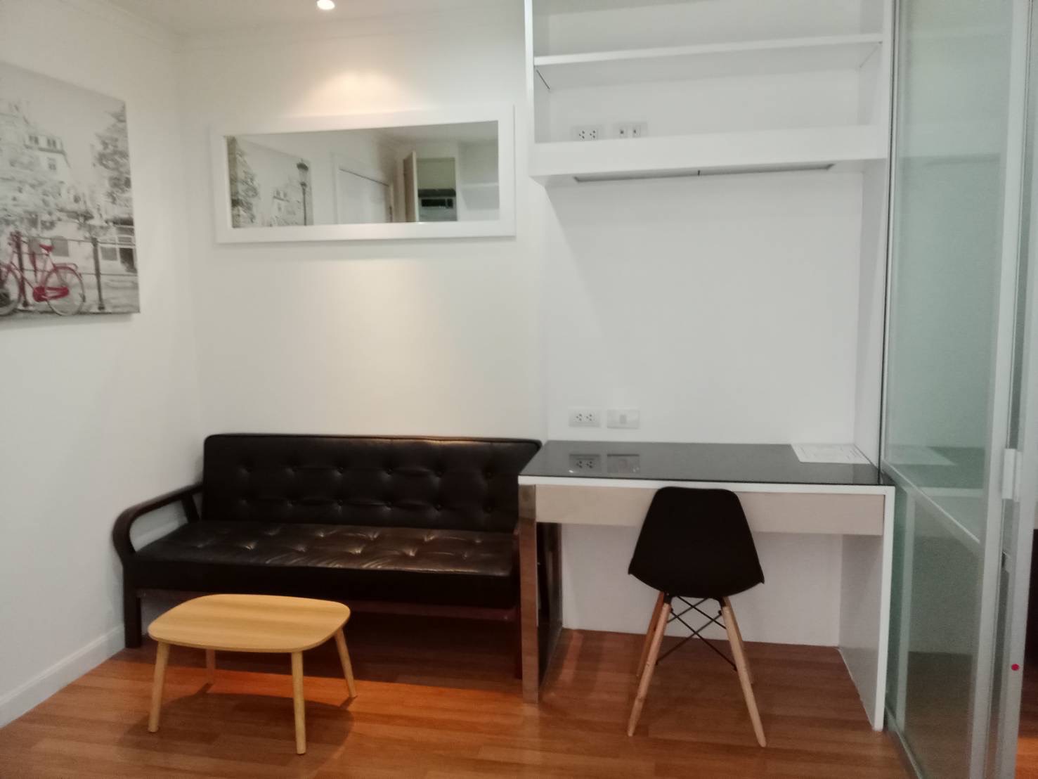 ให้เช่าคอนโด ลุมพินี เพลส พระราม 4 – กล้วยน้ำไท ชั้น 2X พื้นที่ 29 ตร.ม. 1 ห้องนอน ให้เช่า 13,500 บ/ด