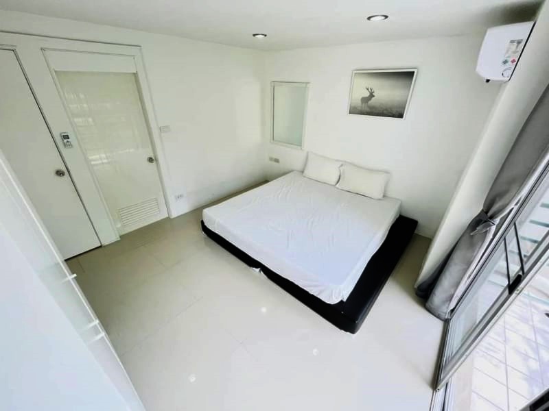 ให้เช่าคอนโด วอเตอร์ฟอร์ด พาร์ค พระราม 4 พื้นที่ 74.22 ตร.ม. 2 ห้องนอน เช่า 18,000 บ/ด