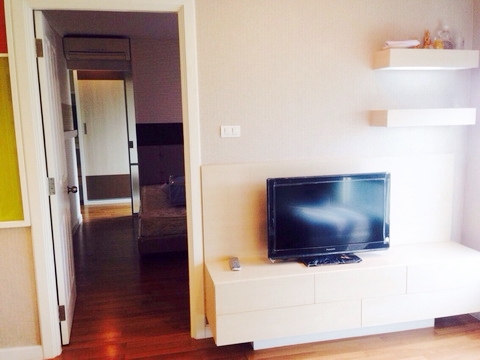 ให้เช่าคอนโด ลุมพินี เพลส รัชโยธิน ตึก B ชั้น 12 พื้นที่ 56 ตรม. 2 ห้องนอน