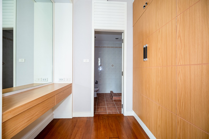 ให้เช่าทาวน์โฮม 4 ชั้น ย่านสุขุมวิท พื้นที่ 30 ตรว. 4 ห้องนอน เช่า 85,000 บ/ด