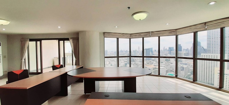 ขายคอนโด สเตท ทาวเวอร์ พื้นที่ 134 ตรม. 1 ห้องนอน ขาย 11 ล้านบาท