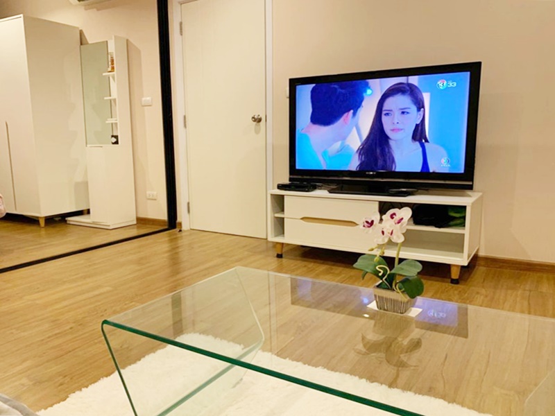 ขายคอนโด เดอะ ทรี อินเตอร์เชนจ์ พื้นที่ 36 ตร.ม. 1 ห้องนอน ขาย 3.3 ล้านบาท