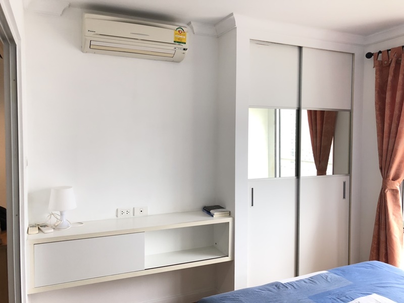 ขายคอนโด ลุมพินี เพลส พระราม 9 พื้นที่ 37 ตร.ม. 1 ห้องนอน ขาย 3.3 ล้านบาท