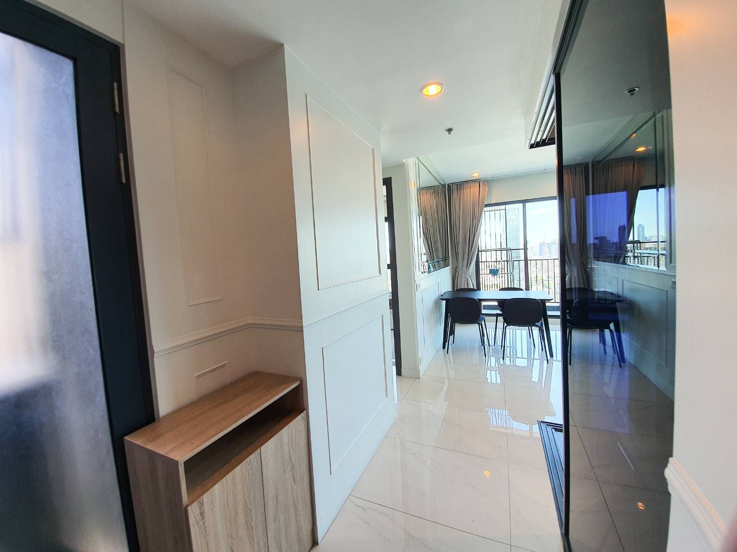 ให้เช่าคอนโด ซี เอกมัย พื้นที่ 100 ตร.ม. 3 ห้องนอน เช่า 58,000 บ/ด